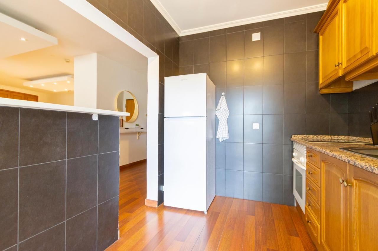 Spaceful Apartment In אלבופיירה מראה חיצוני תמונה