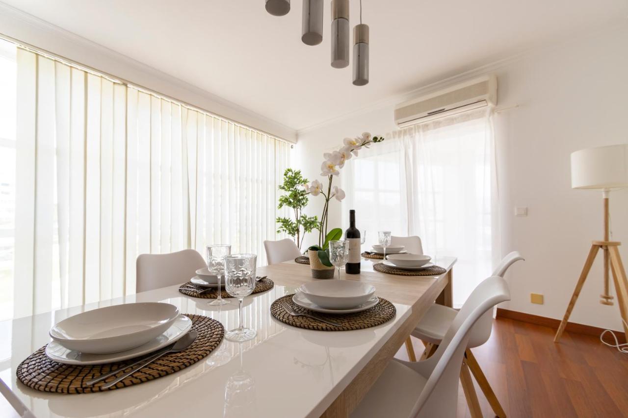 Spaceful Apartment In אלבופיירה מראה חיצוני תמונה