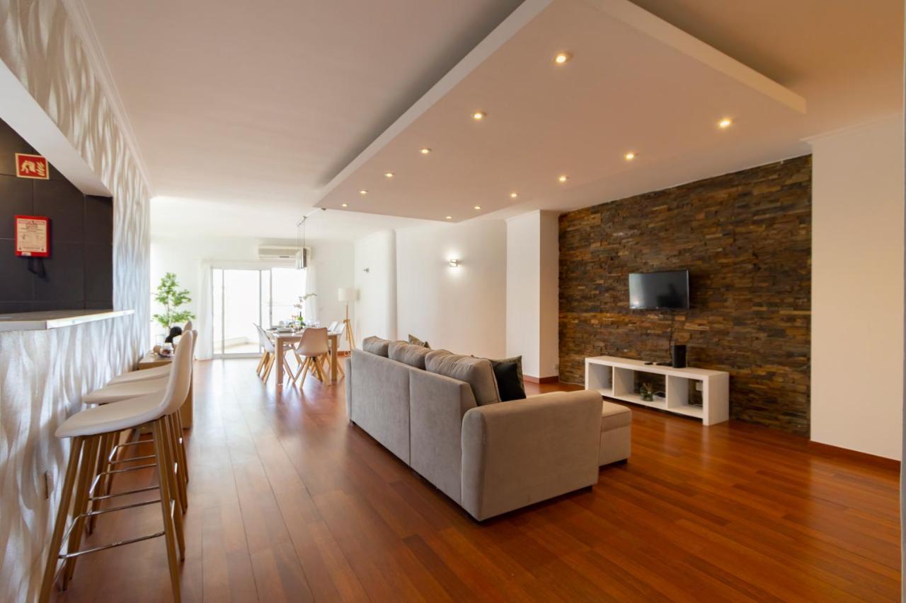 Spaceful Apartment In אלבופיירה מראה חיצוני תמונה