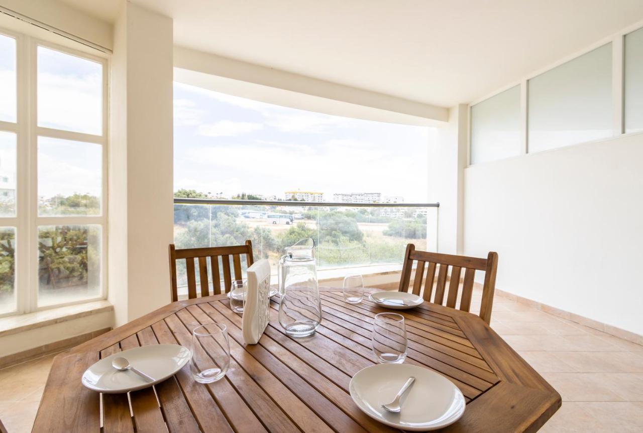 Spaceful Apartment In אלבופיירה מראה חיצוני תמונה